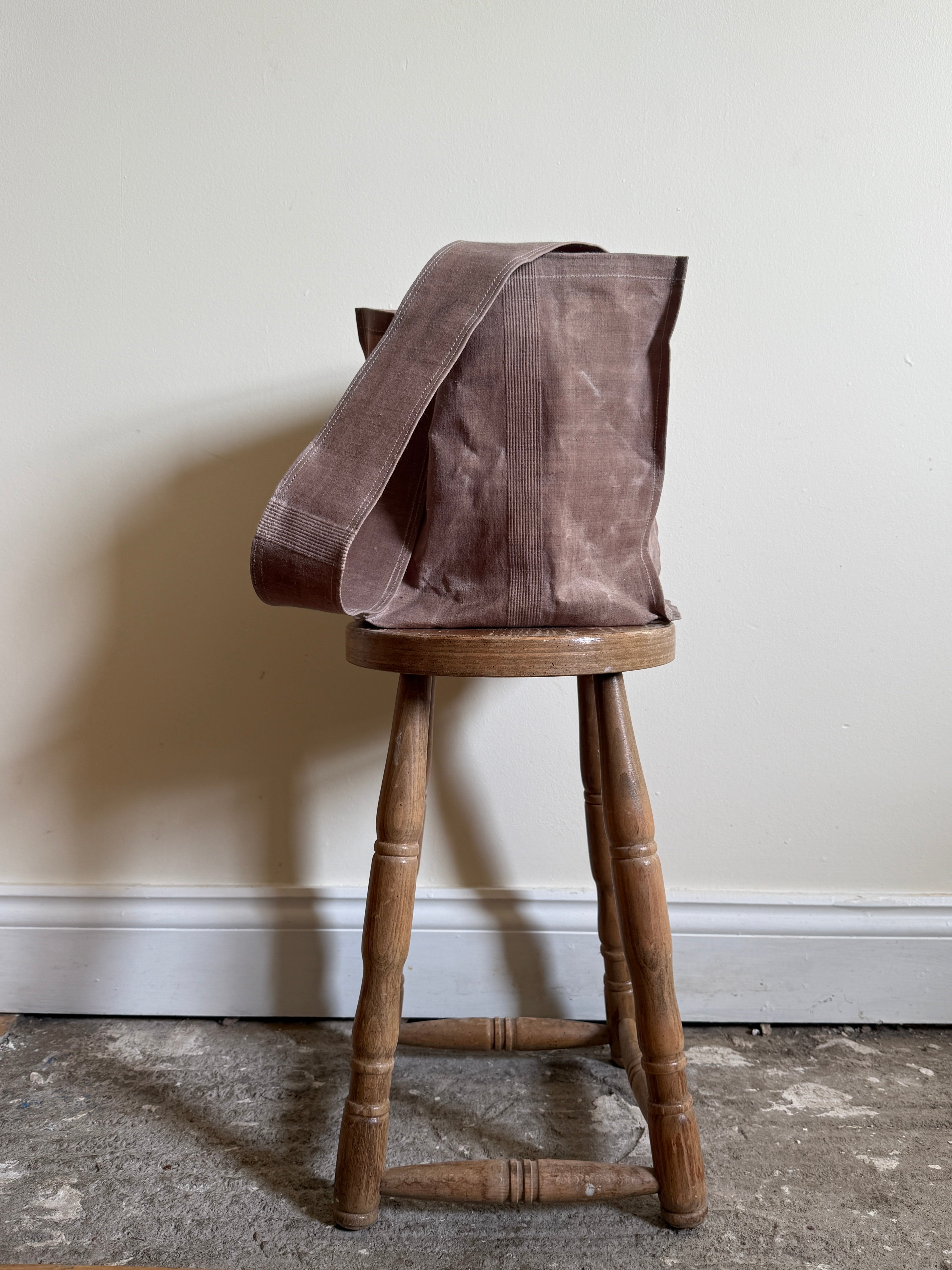 1 of 1 WAXED ANTIQUE FRENCH LINEN FORAGER BAG