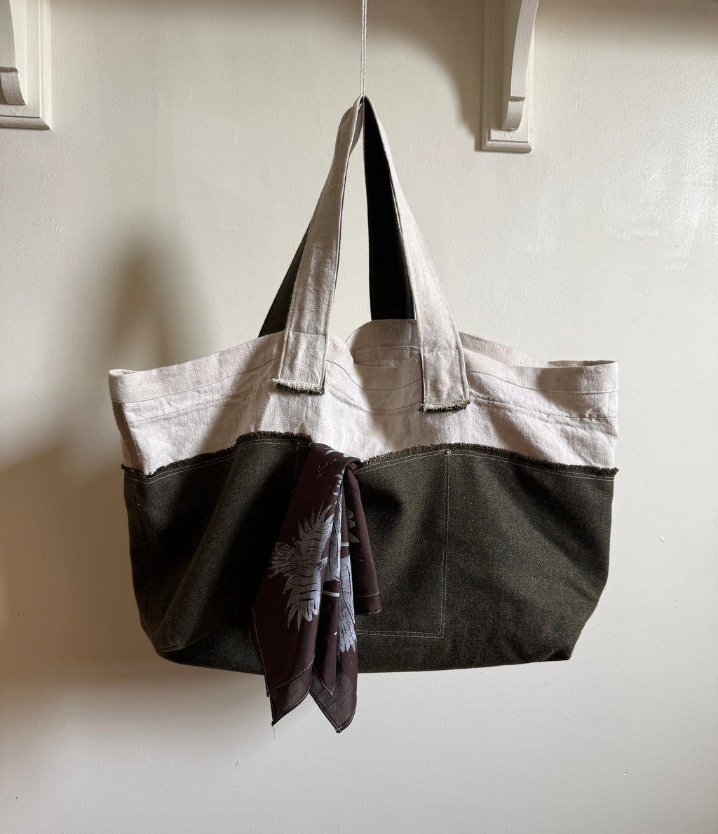 1 of 1 SHETLAND WOOL + ANTIQUE FRENCH LINEN TOTE