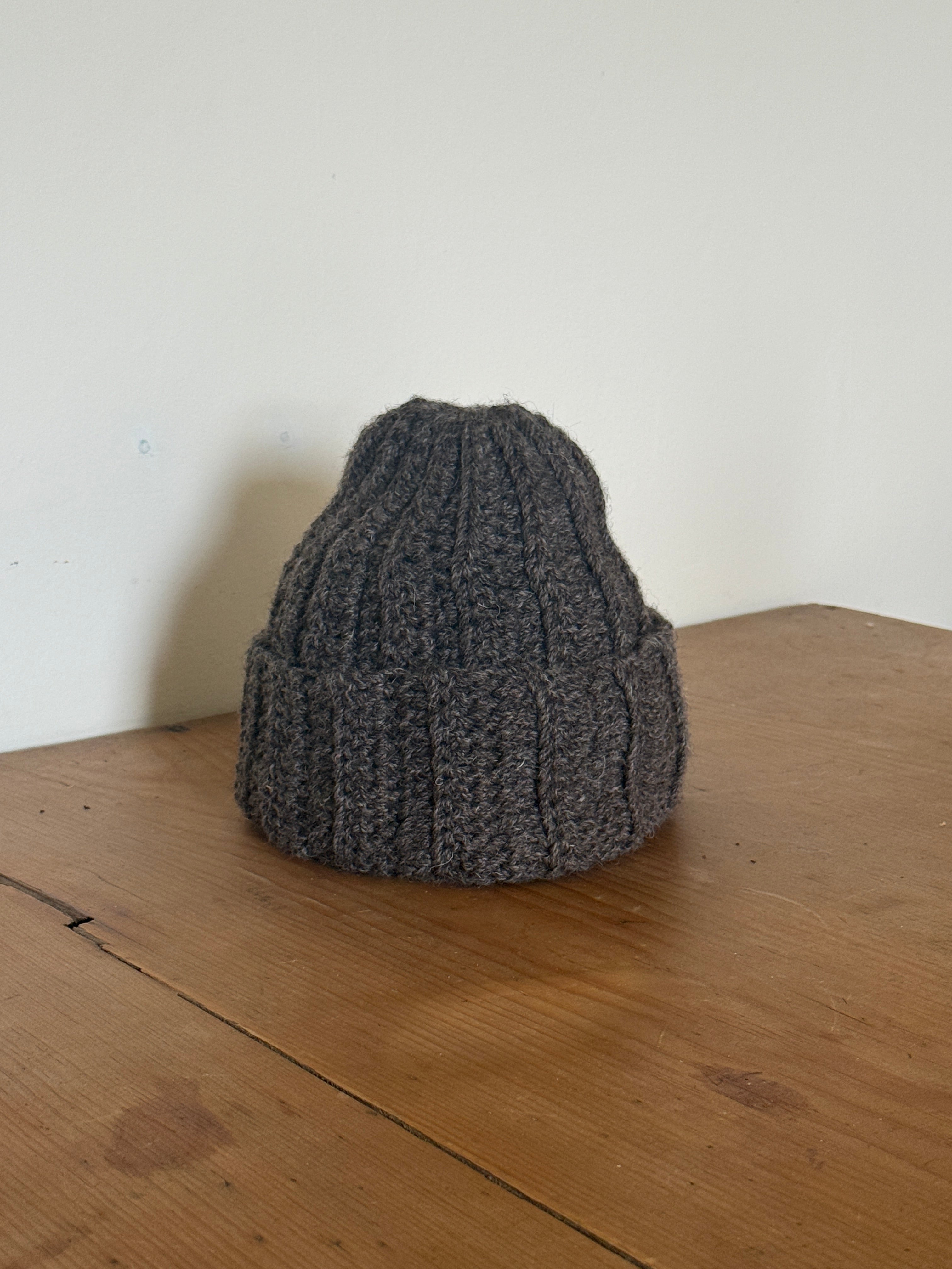 Knitted Wool Beanie - Grey Cairns