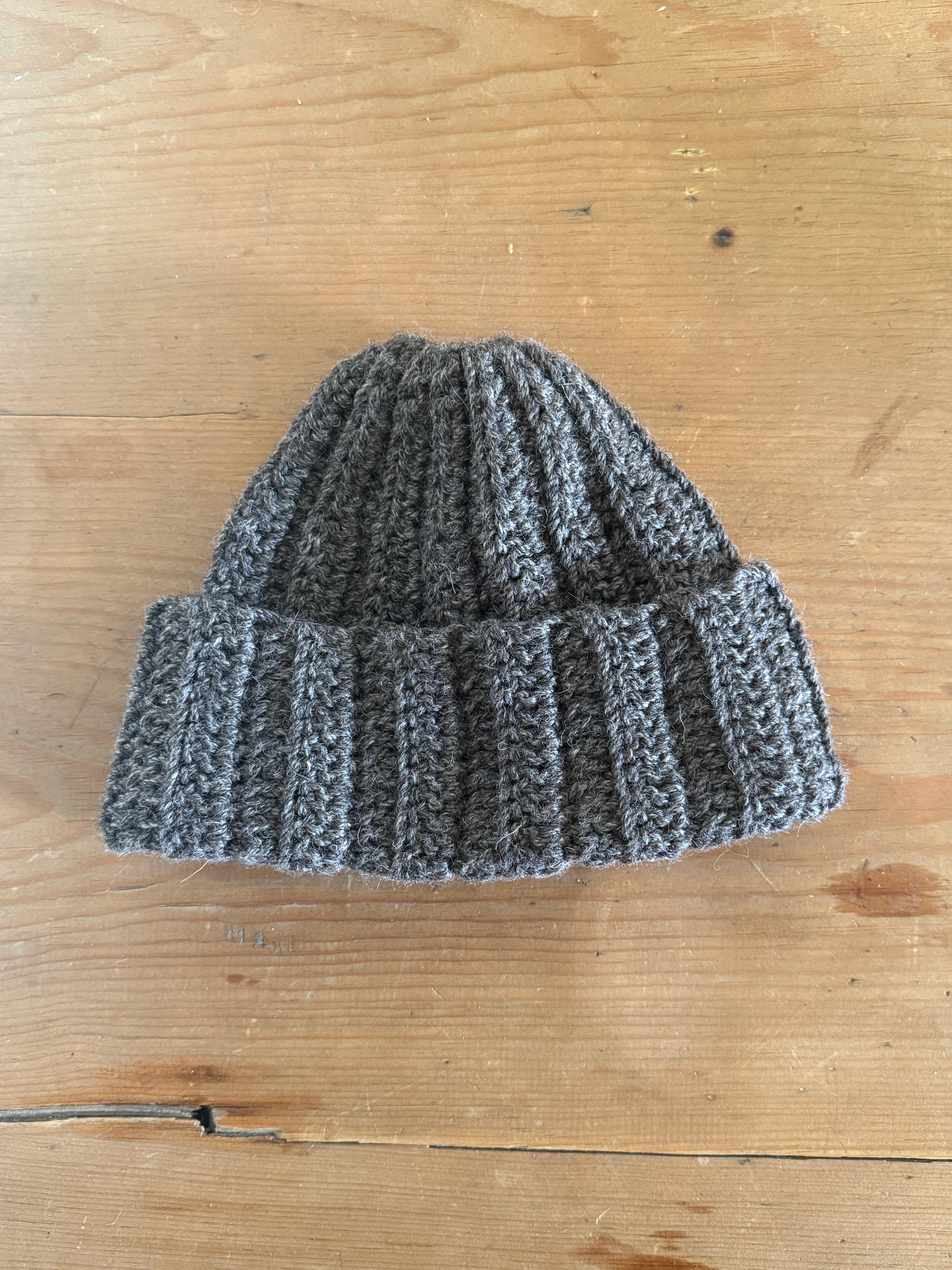 Knitted Wool Beanie - Grey Cairns
